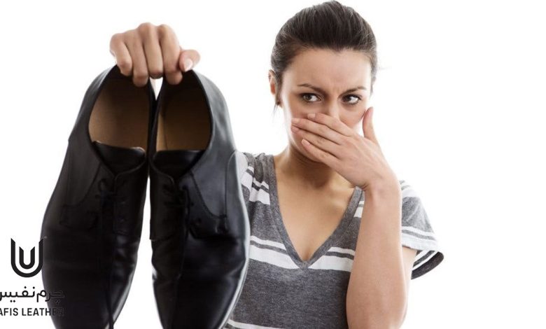 ده راه برای رفع بوی بد کفش چرمی