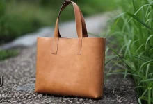 buying leather bag